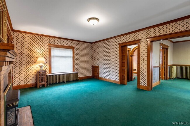 Building Photo - 319 Wheatfield St