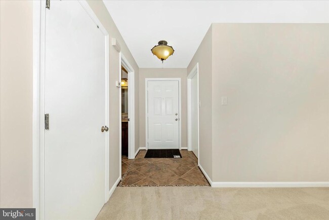 Building Photo - 13205 Cloppers Mill Dr