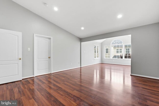 Building Photo - 25196 Whippoorwill Terrace