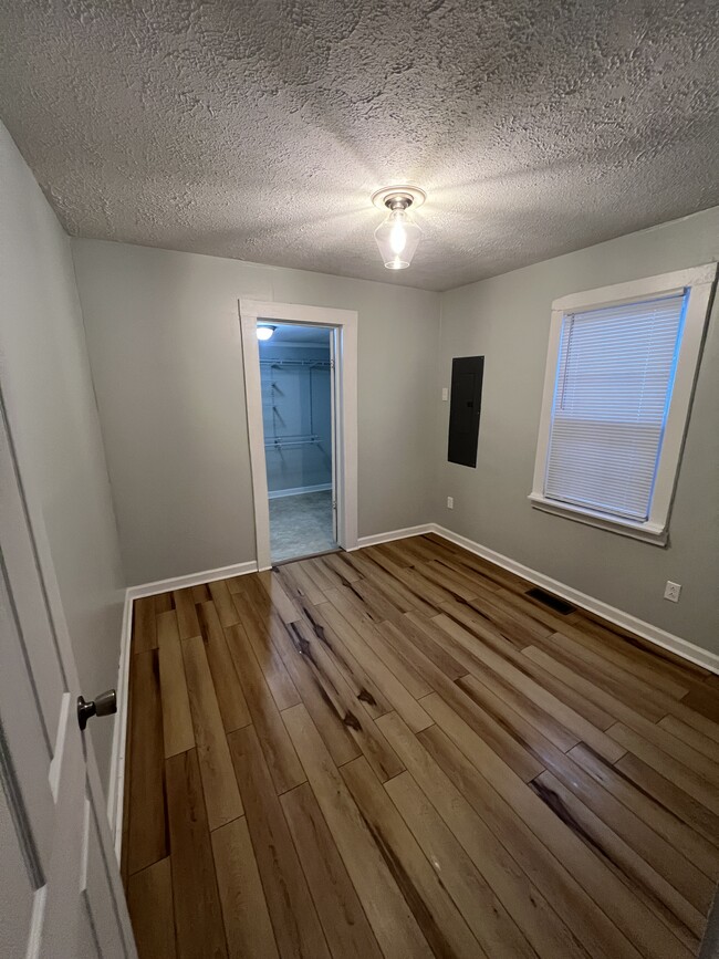 Bedroom 1 - 1918 Beech St