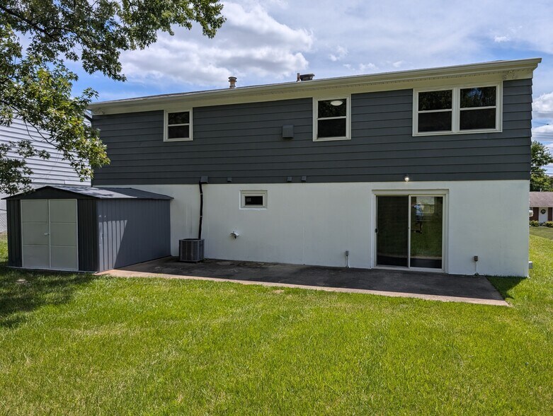 Back - 12025 Marwood Ln