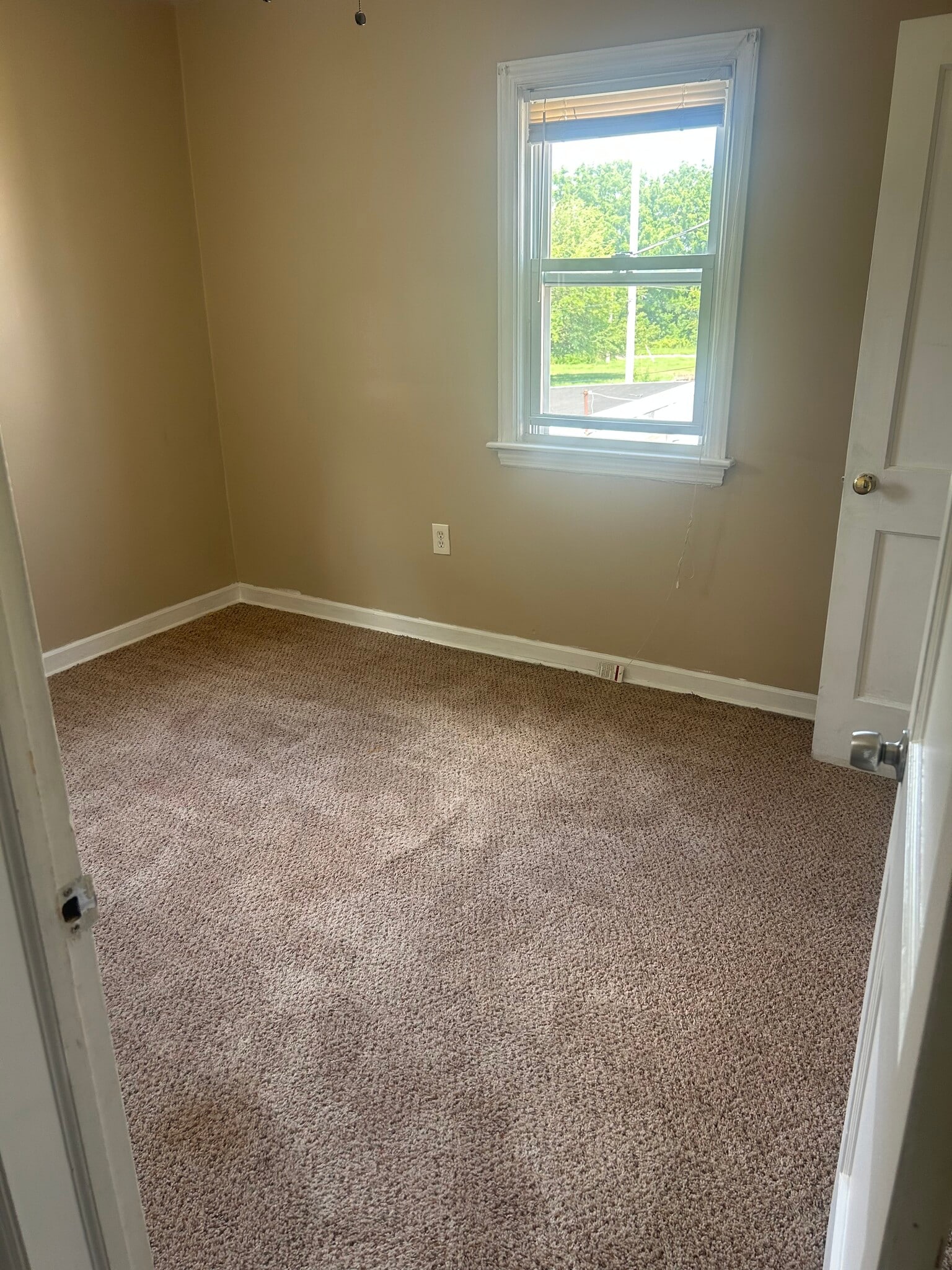 Upstairs Bedroom - 2332 Concord Rd