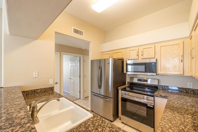 Building Photo - 16357 E Arrow Dr