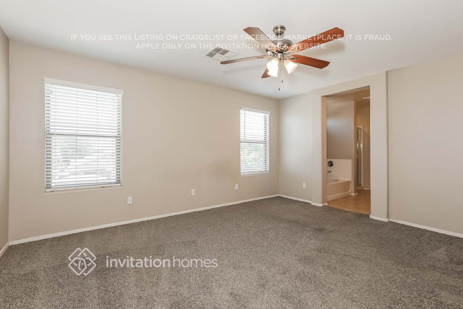 Building Photo - 1818 W Desert Seasons Dr