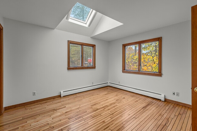 Building Photo - 14 Clearview Terrace