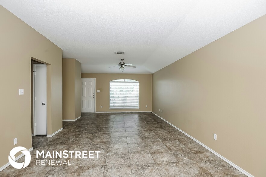 Building Photo - 7001 Avington Way