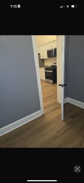 Bedroom 3 - 217 W Mitchell St