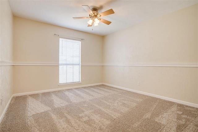 Building Photo - 914 Sunny Slope Dr
