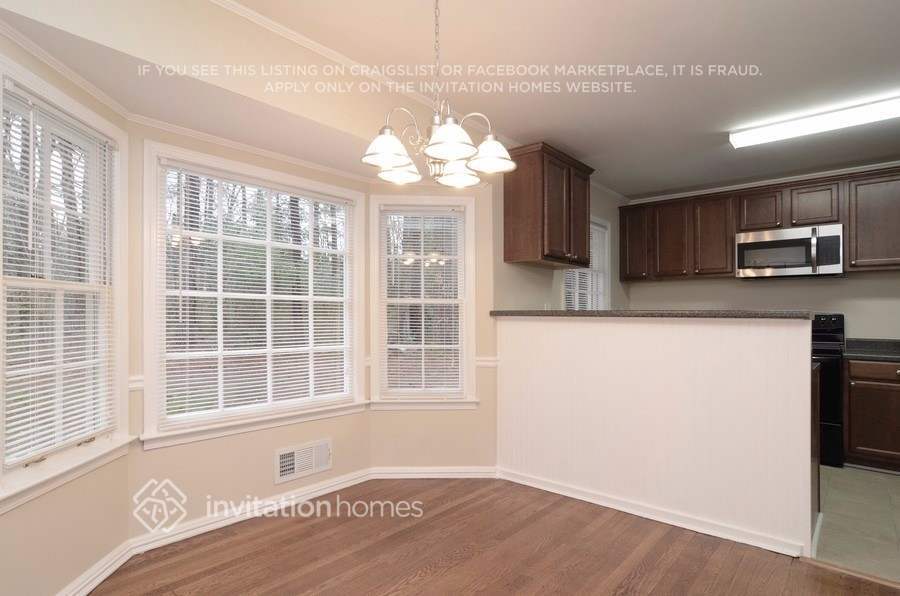 Building Photo - 1360 Hampton Hall Dr NE