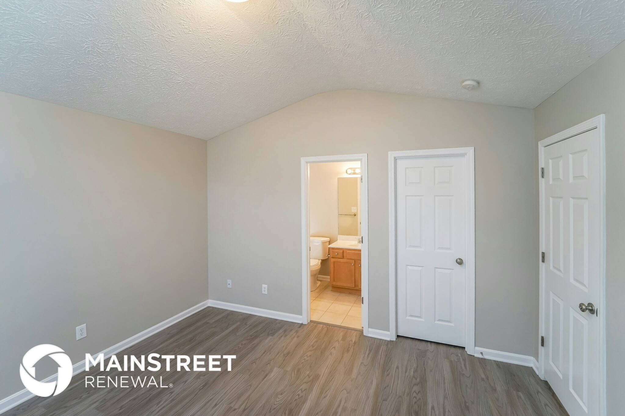Building Photo - 8703 Chetwood Trace Dr