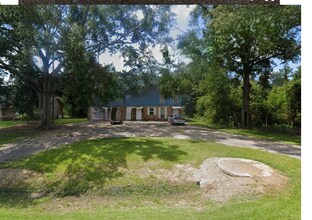 Building Photo - 44051 Stein Rd