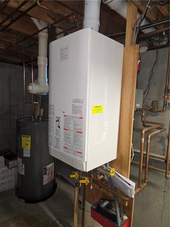 Building Photo - 19 Berclay St