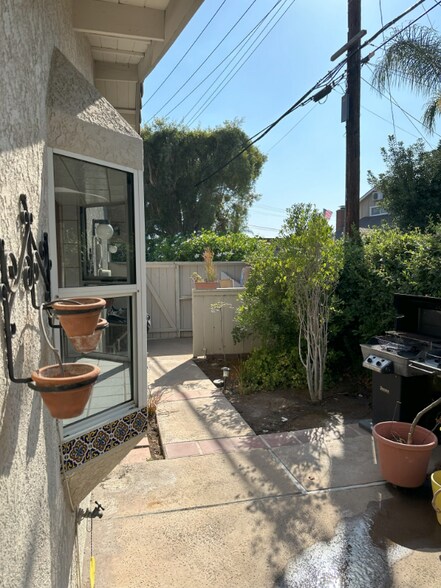 Building Photo - 3014 Persimmon Pl