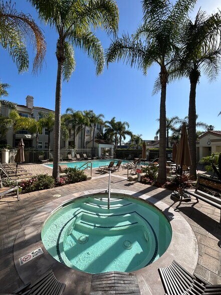 Community Jacuzzi - 415 Townsquare Ln