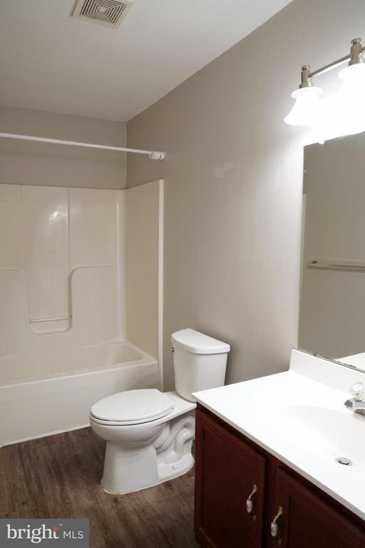 Building Photo - 30 Steeplechase Cir