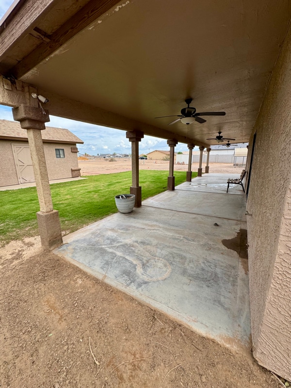 Building Photo - 10230 W Catalina Dr