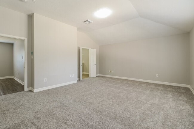 Building Photo - 3035 Cinnamon Glen Dr