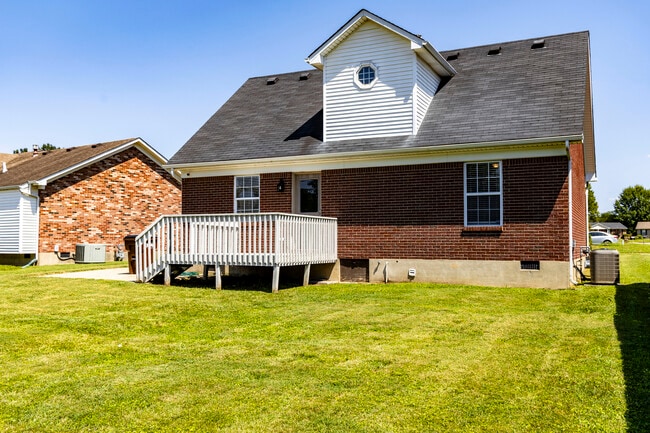 Building Photo - 10504 Pebblestone Cir