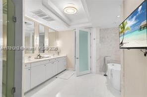 Building Photo - 10295 Collins Ave
