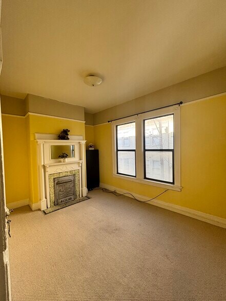Building Photo - 129 Wetmore St