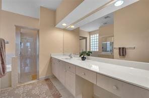 Building Photo - 1270 W Magnolia Cir