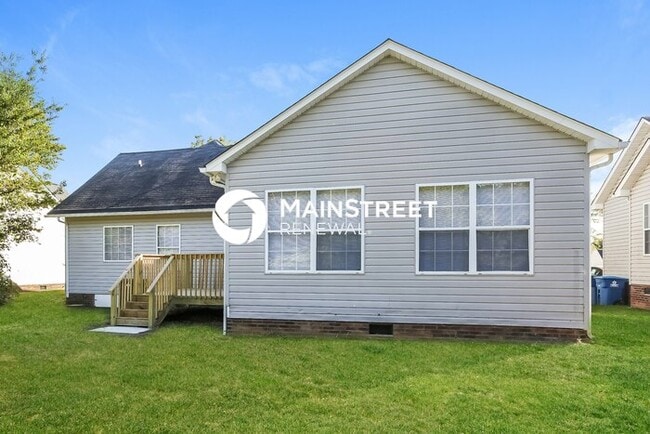 Building Photo - 3 Bedroom Pet-Friendly Home in Concord, NC with Main Street Renewal