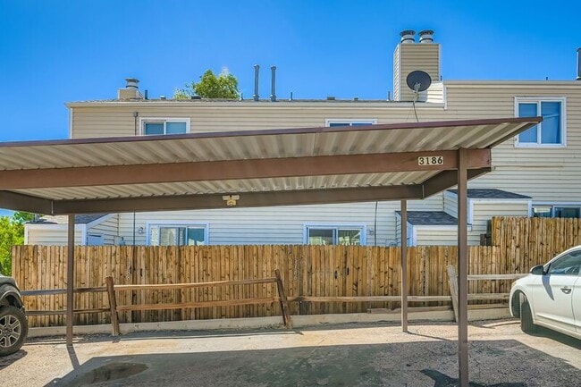Building Photo - 3186 Vail Pass Dr