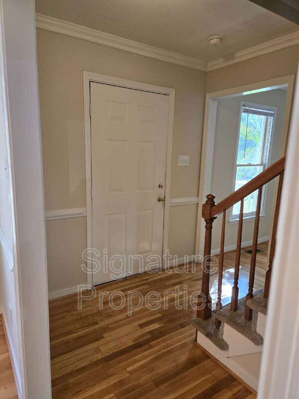 Building Photo - 11812 Marnelan Pl