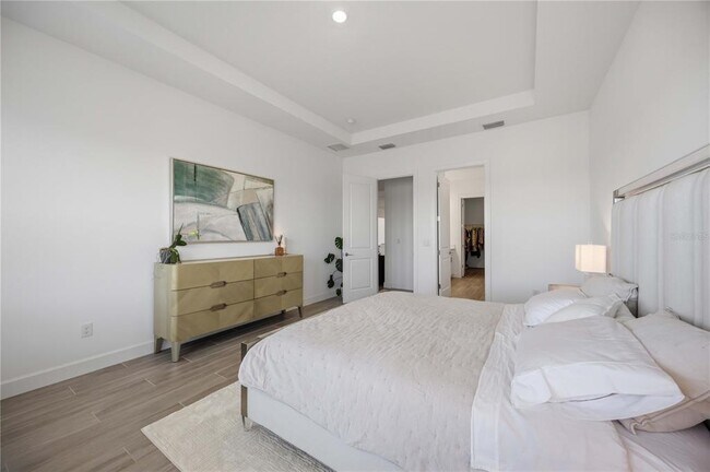 Building Photo - 10116 Silent Night Ln