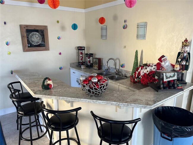 Building Photo - 1437 N Atlantic Ave