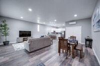 Building Photo - Windermere LWS