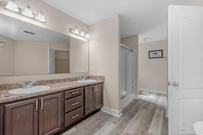Building Photo - 2619 Stormy Cir