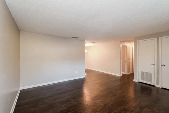 Building Photo - 8444 Fury Dr
