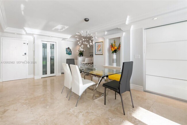 Building Photo - 3140 S Ocean Dr