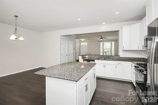 Building Photo - 3043 Potomac River Pkwy