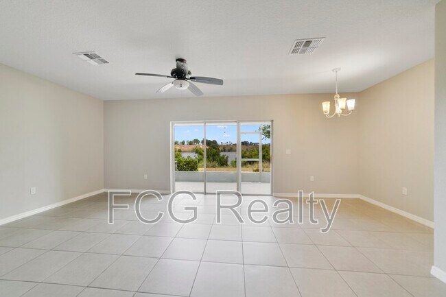 Building Photo - 312 Arbor Lakes Dr