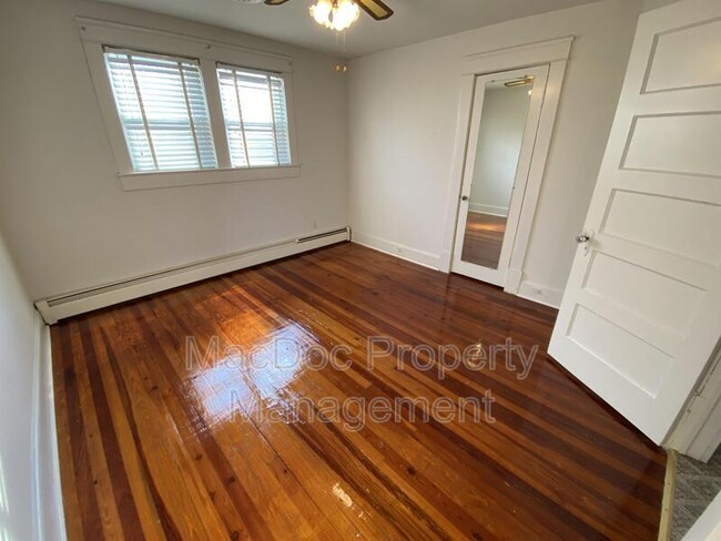 Building Photo - 885 Truslow Rd