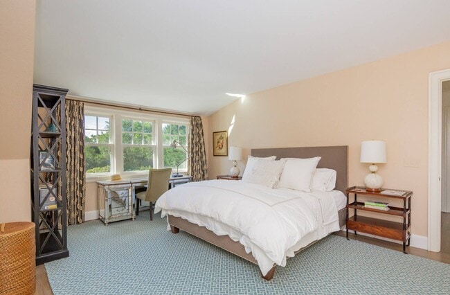 Building Photo - 84 Anns Ln