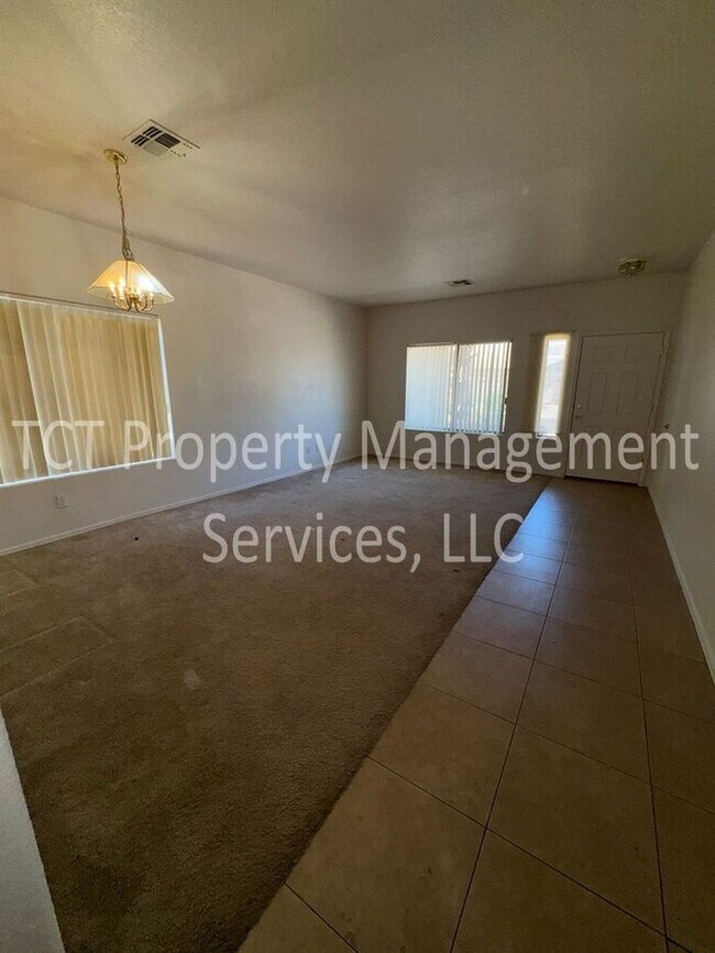 Building Photo - Desirable Location in Wigwam Creek South
