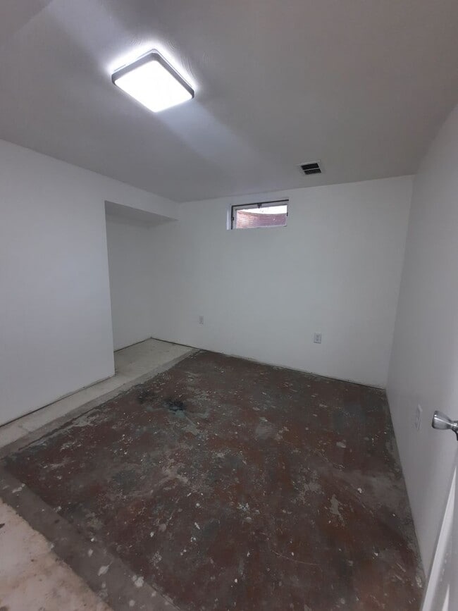 Building Photo - 4 BED | 1 BATH | HOME | NORTH