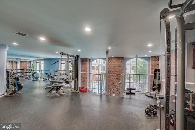 Building Photo - 7 Granite Pl