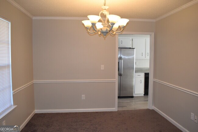 Building Photo - 4365 White Pines Ct