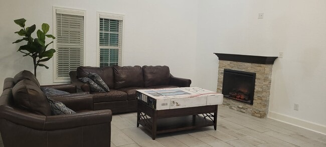 Building Photo - 8129 Lemon Tree St