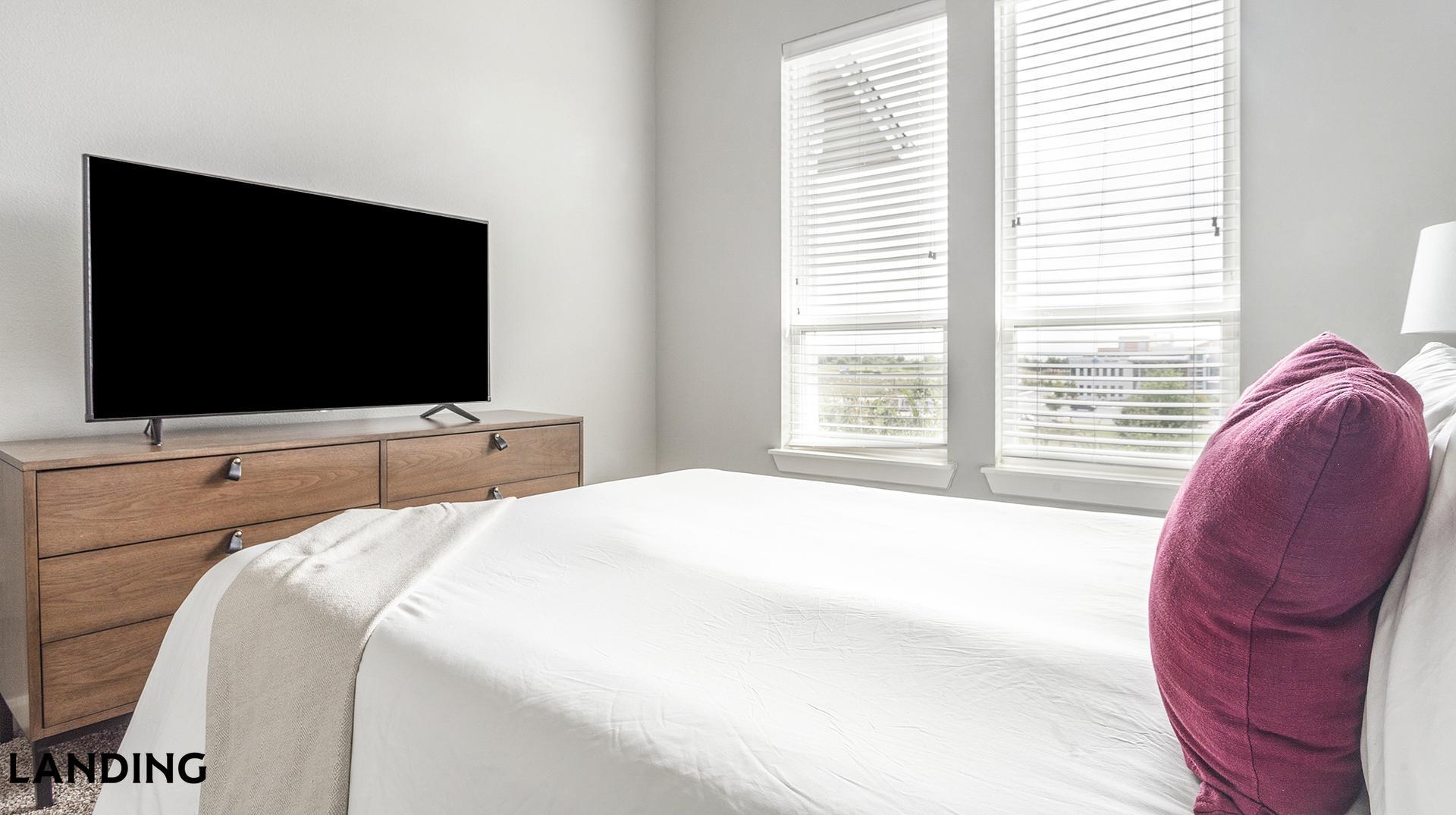 Building Photo - 4300 Cromwell Dr