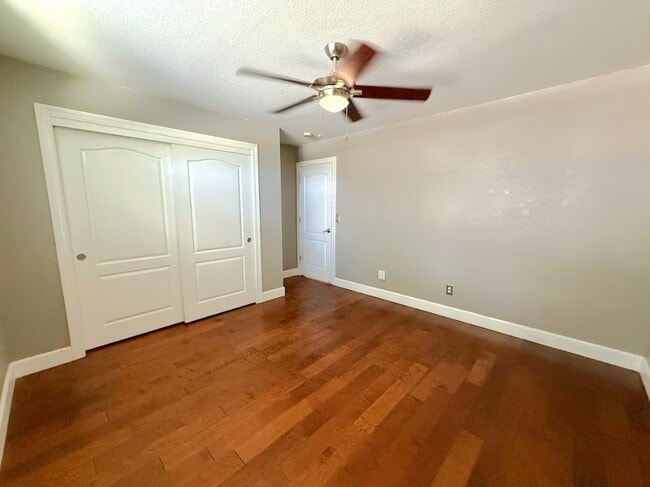 Building Photo - 1018 Kiwi Ct
