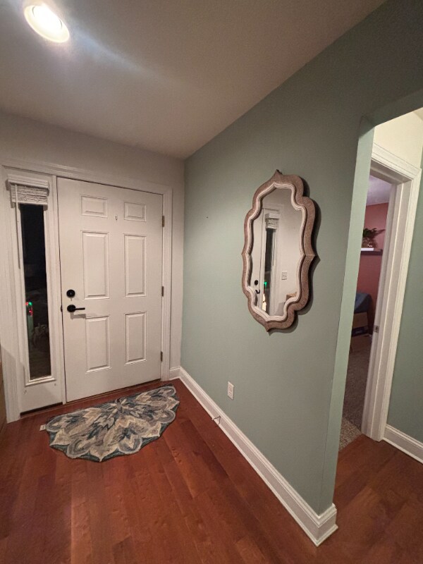 Building Photo - 137 Camelot Cir