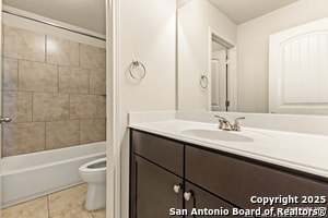 Building Photo - 1302 Petunia Blf