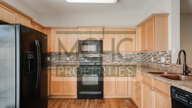 Building Photo - 7707 W 158th Terrace