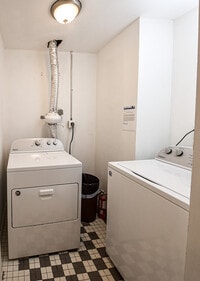 Building Photo - Lofts at the Daily Record