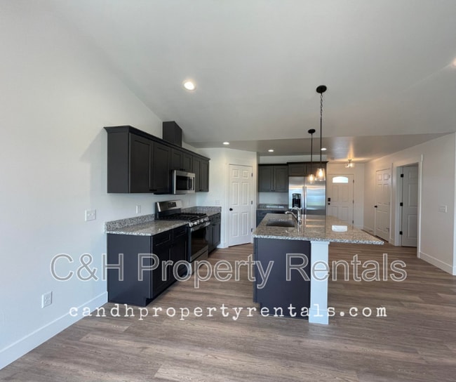 Building Photo - 4612 Liahona Ln